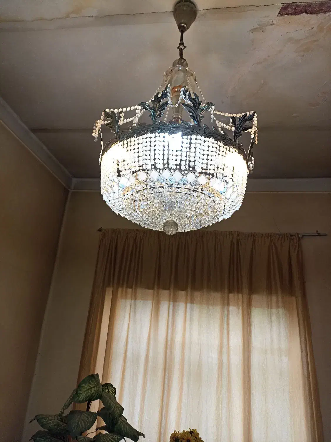 فروش چند عدد لوستر، تابلو فرش دستباف، گلدان|لوستر و چراغ آویز|تهران, جوادیه|دیوار