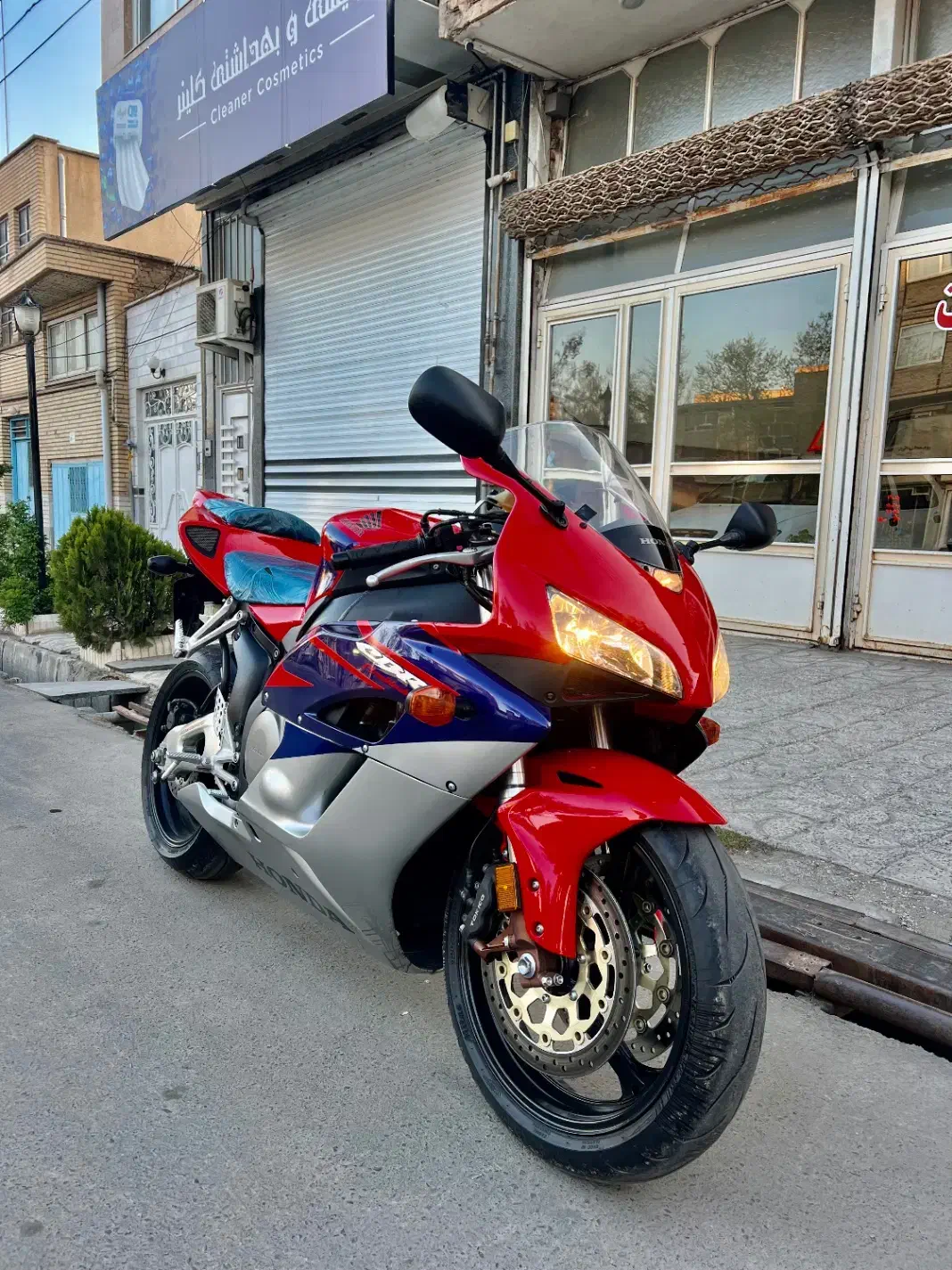 Cbr1000|موتورسیکلت|تهران, دکتر هوشیار|دیوار