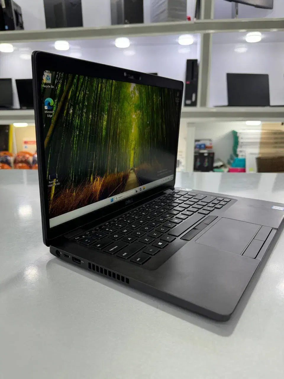 لپ تاپ i7 نسل 8 Dell Latitude 5400|رایانه همراه|کرمان, |دیوار