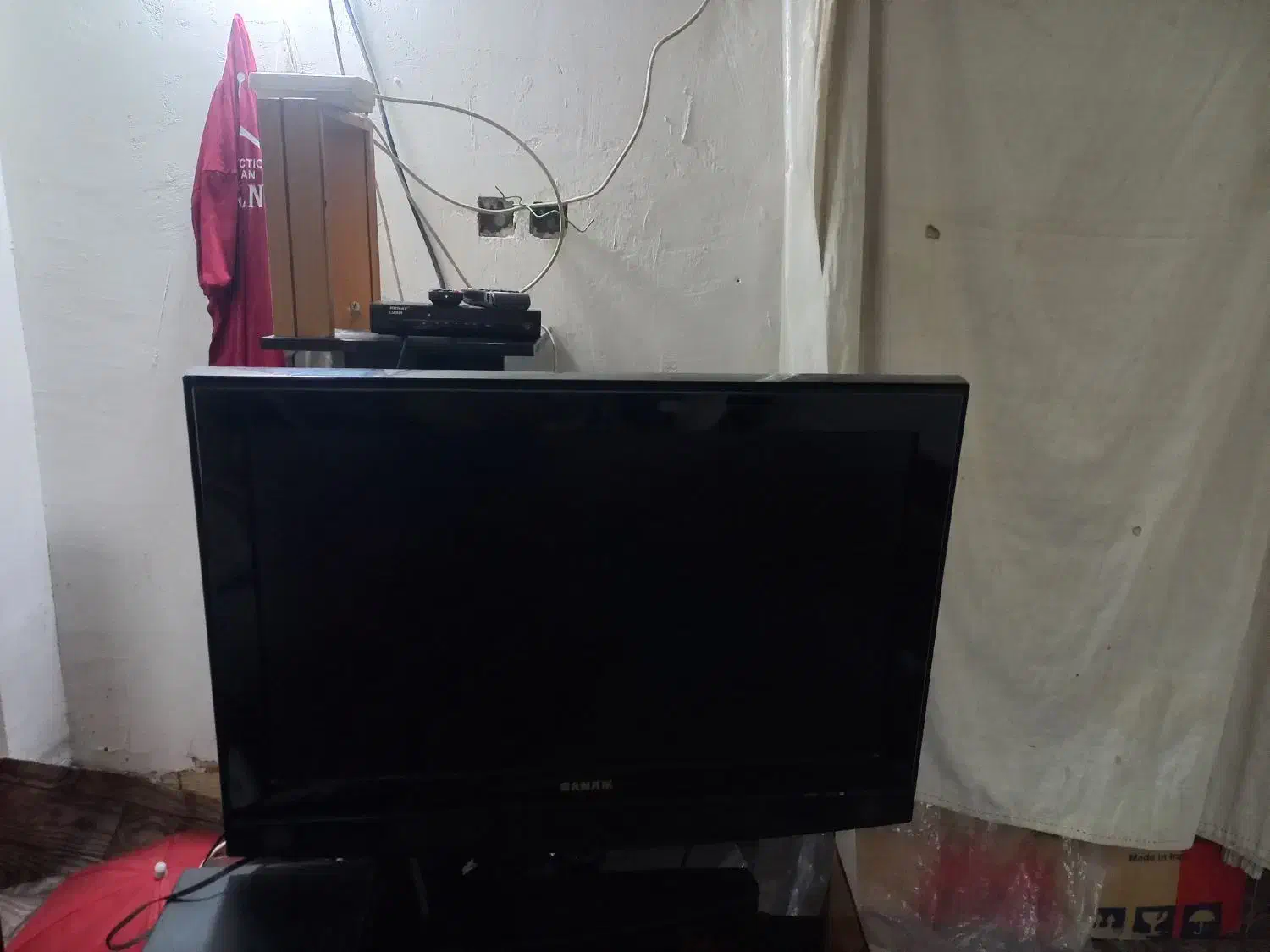 تلویزیون سامسونگ|تلویزیون و پروژکتور|صومعه‌سرا, |دیوار