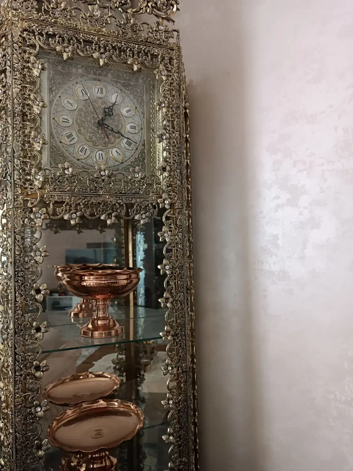 بوفه برنزی|بوفه، ویترین، کنسول|پرند, فاز ۶|دیوار