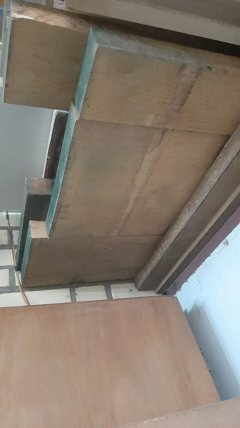 چوب بلوط|صنایع دستی و سایر لوازم تزئینی|شاهینشهر, شهرک صنعتی اصفهان|دیوار