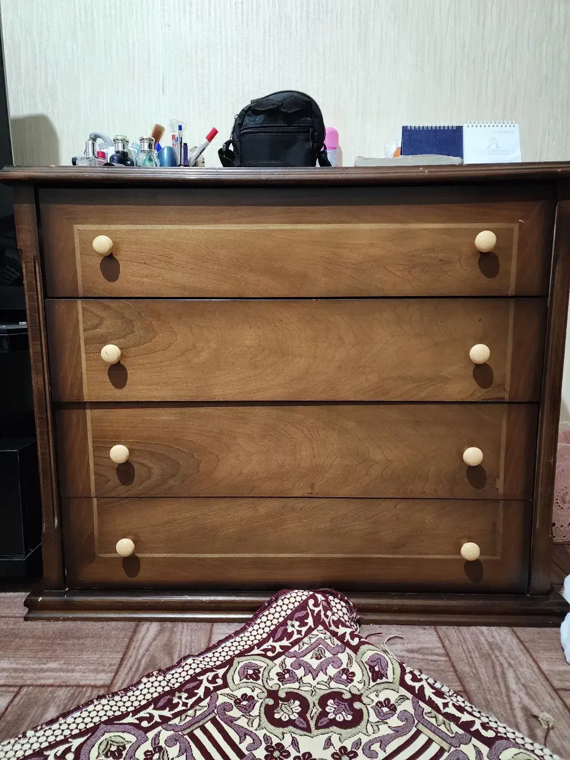 دراور ۴ کشویی|جاکفشی، کمد، دراور|هشتگرد, شهرک بعثت|دیوار