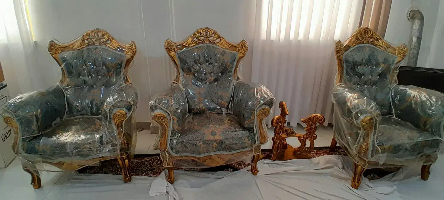 مبل ۹ نفره با جلو مبلی و عسلی|مبلمان خانگی و میز عسلی|رشت, حمیدیان|دیوار