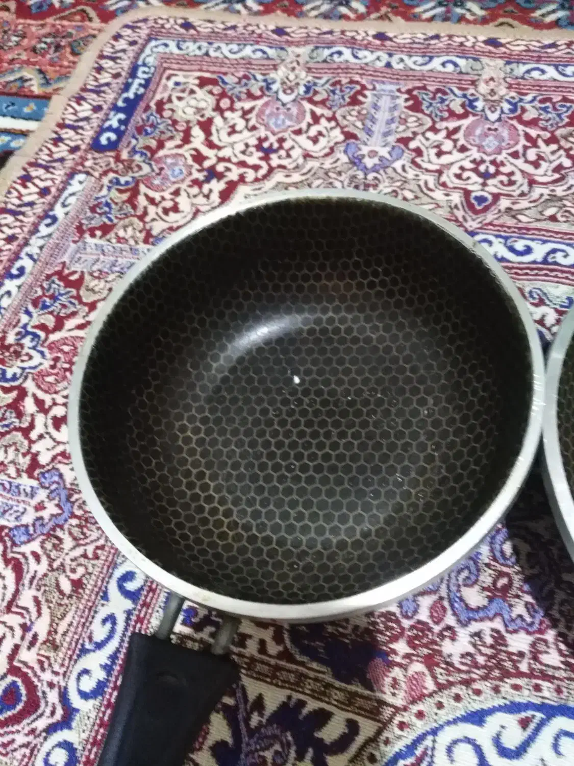 سرویس ماهیتابه|ظروف پخت‌وپز|مشهد, خواجه ربیع|دیوار