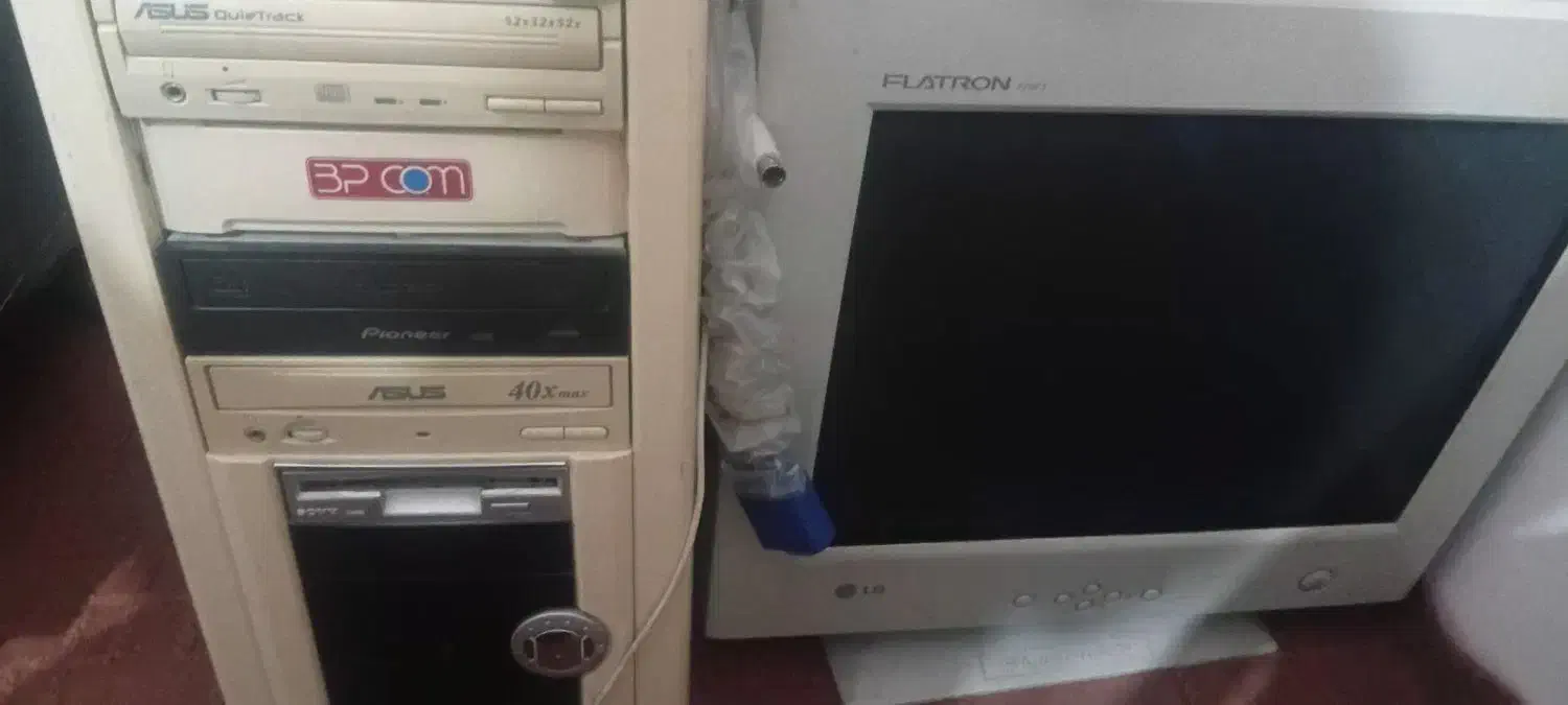 کامپیوتر و کمد|سایر لوازم برقی|اهر, |دیوار