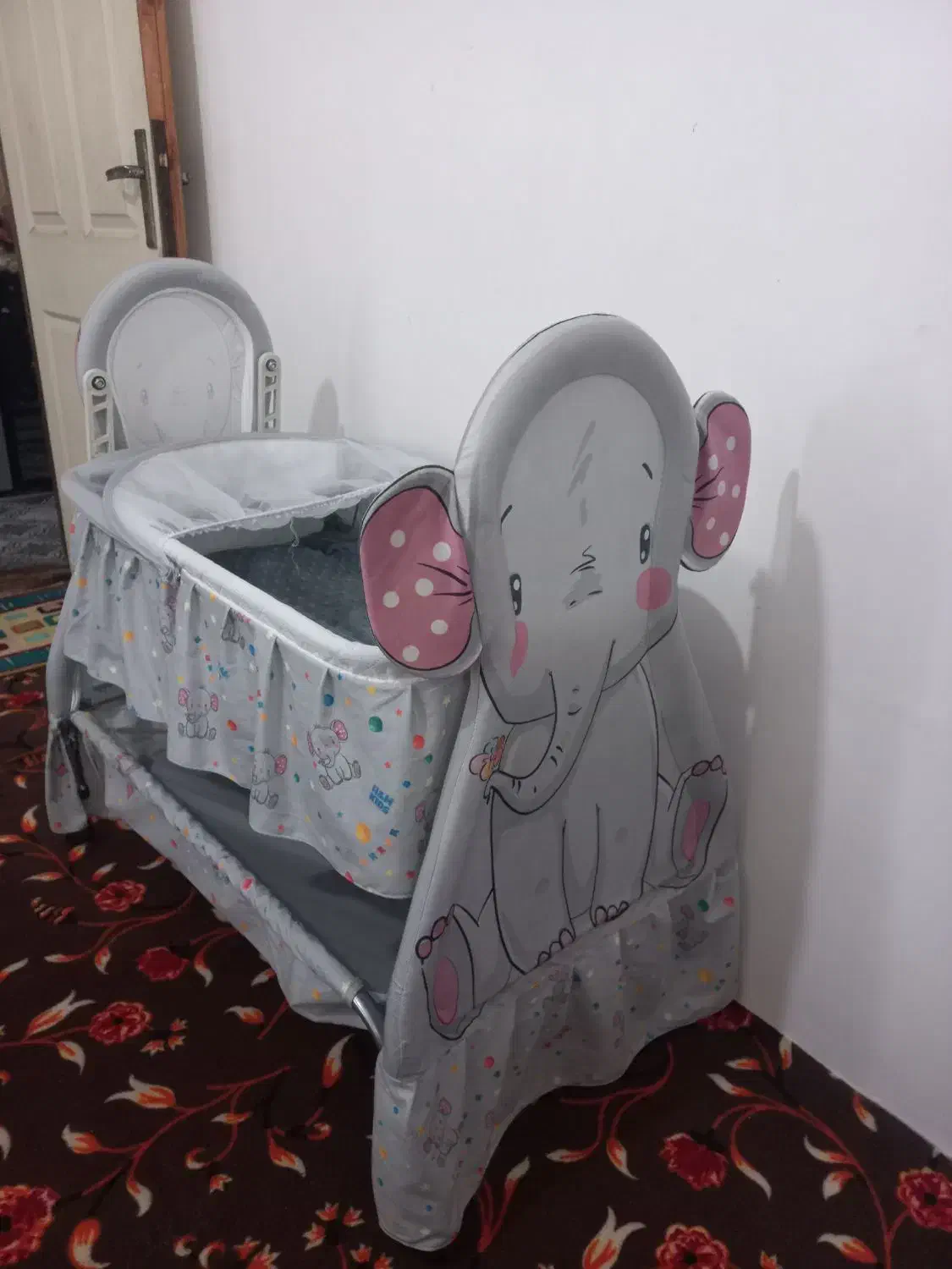 تخت کنار مادر متحرک|تخت و صندلی بچه|لاهیجان, بوجایه|دیوار