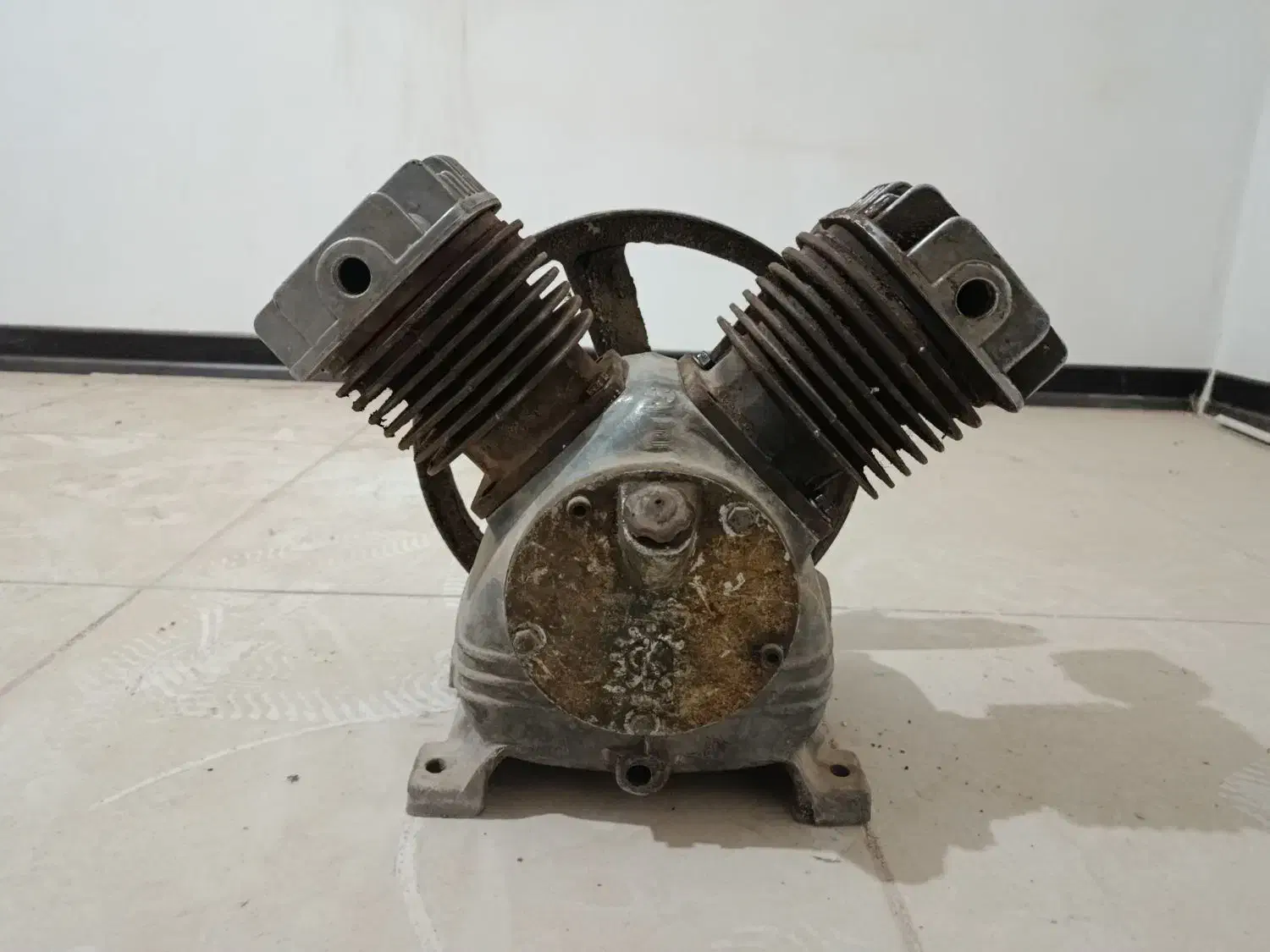 موتور باد دو سیلندر ایرانی خورجینی|ابزارآلات|اهواز, کوی مهدیس|دیوار