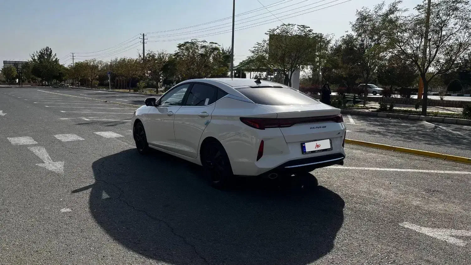 KMC J7 1402 سفید|خودرو سواری و وانت|سبزوار, ولیعصر (نجار آباد)|دیوار