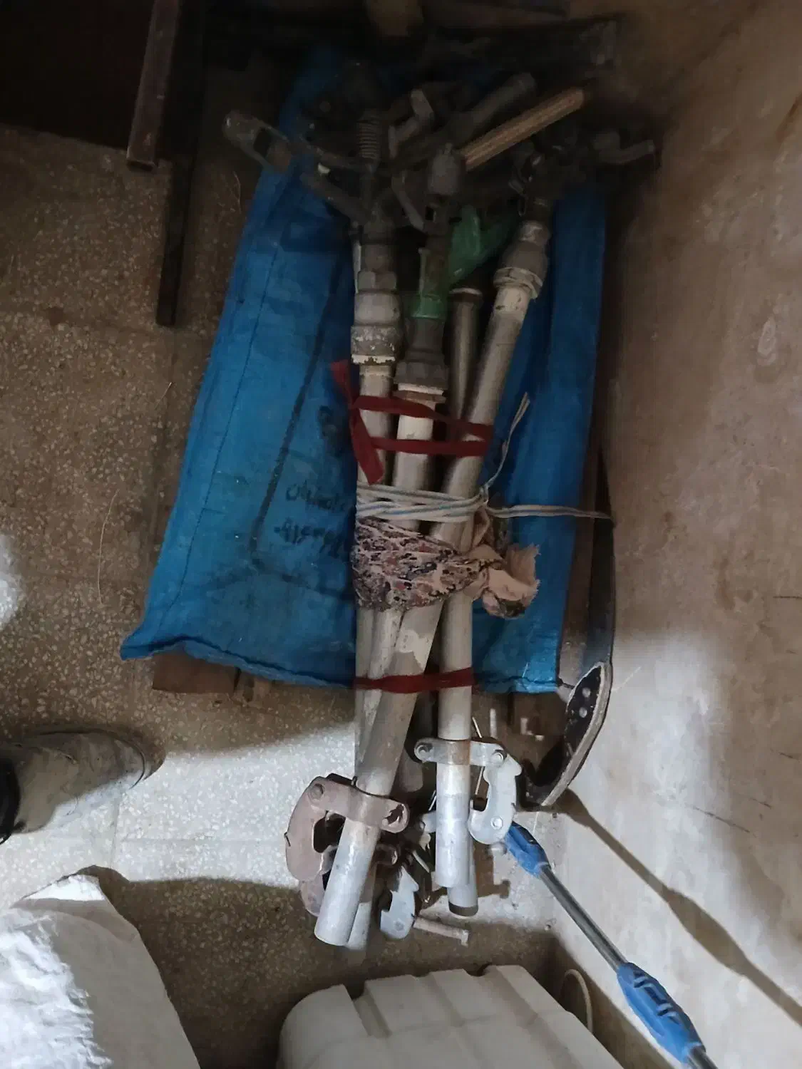 آبپاش|خدمات باغبانی و درختکاری|الیگودرز, |دیوار