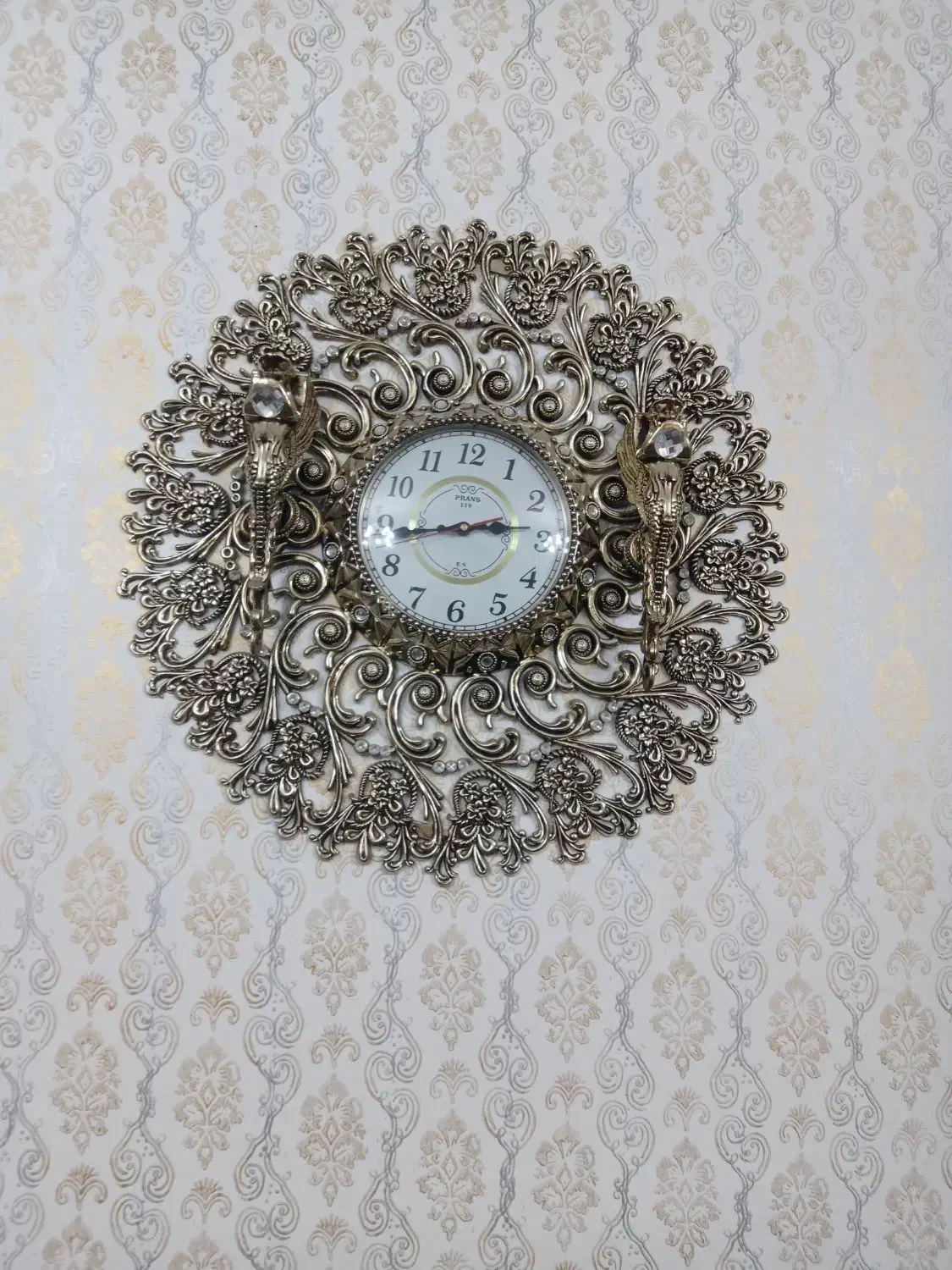 ساعت پلاستیک نو|ساعت دیواری و تزئینی|کرمانشاه, |دیوار