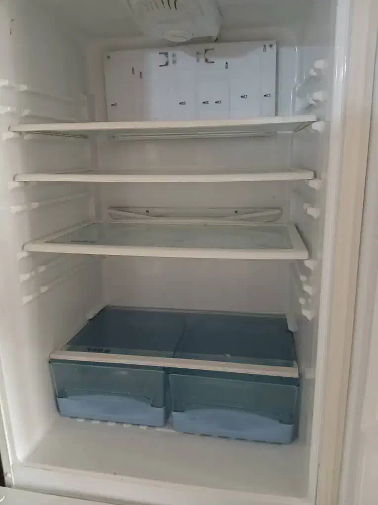 یخچال فریزر سالم در حد نو|یخچال و فریزر|فولادشهر, مسکن مهر فولادشهر|دیوار