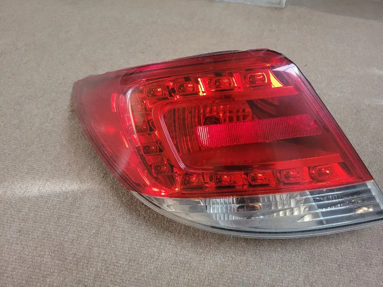 چراغ عقب دنا معمولی|قطعات یدکی و لوازم جانبی|زنجان, |دیوار