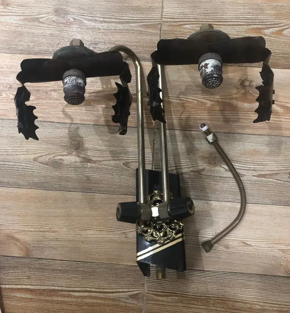 چراغ روشنایی گازی دیواری دو شعله|لوستر و چراغ آویز|رشت, امین الضرب|دیوار