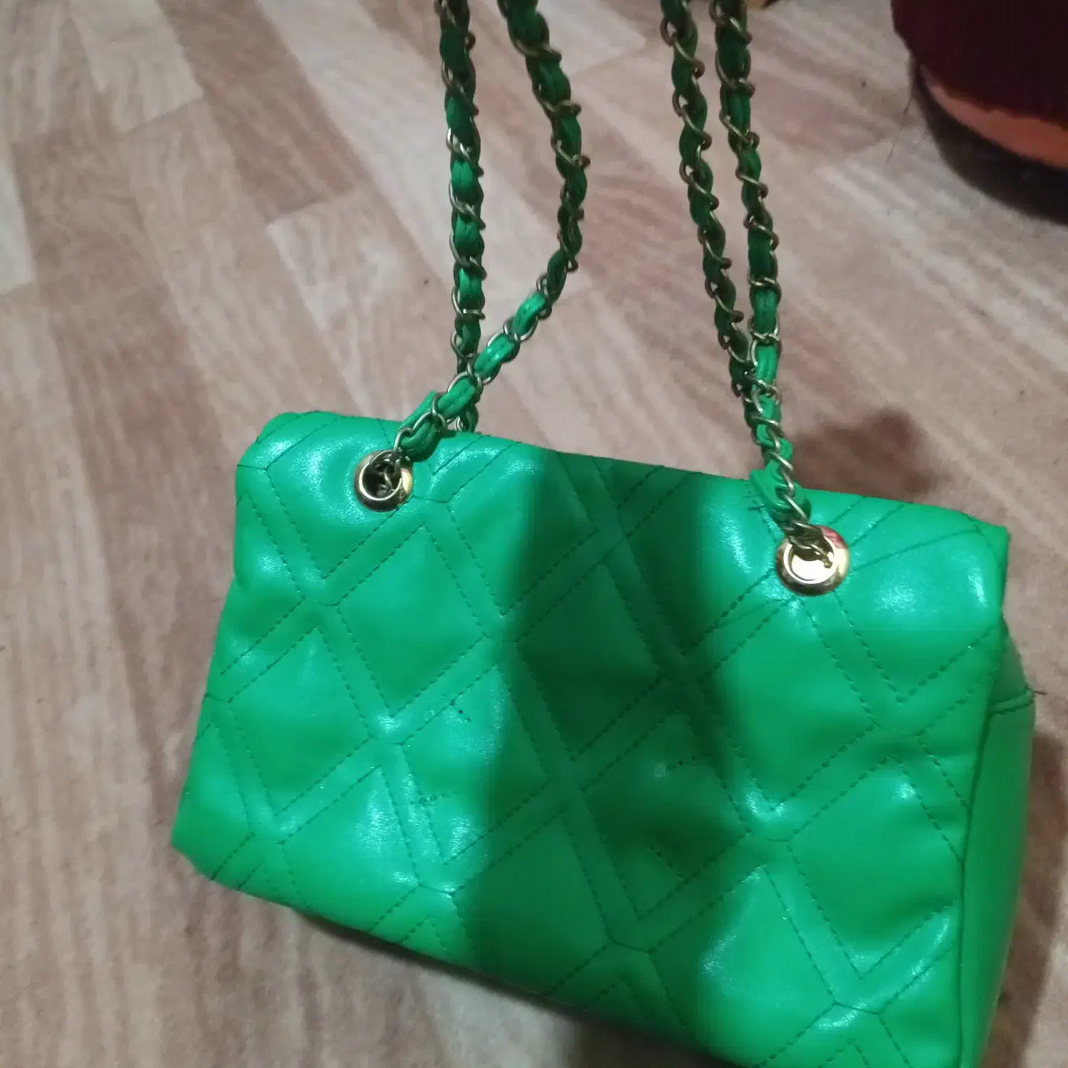 کیفهای رنگی|کیف، کفش، کمربند|رشت, آزادگان|دیوار