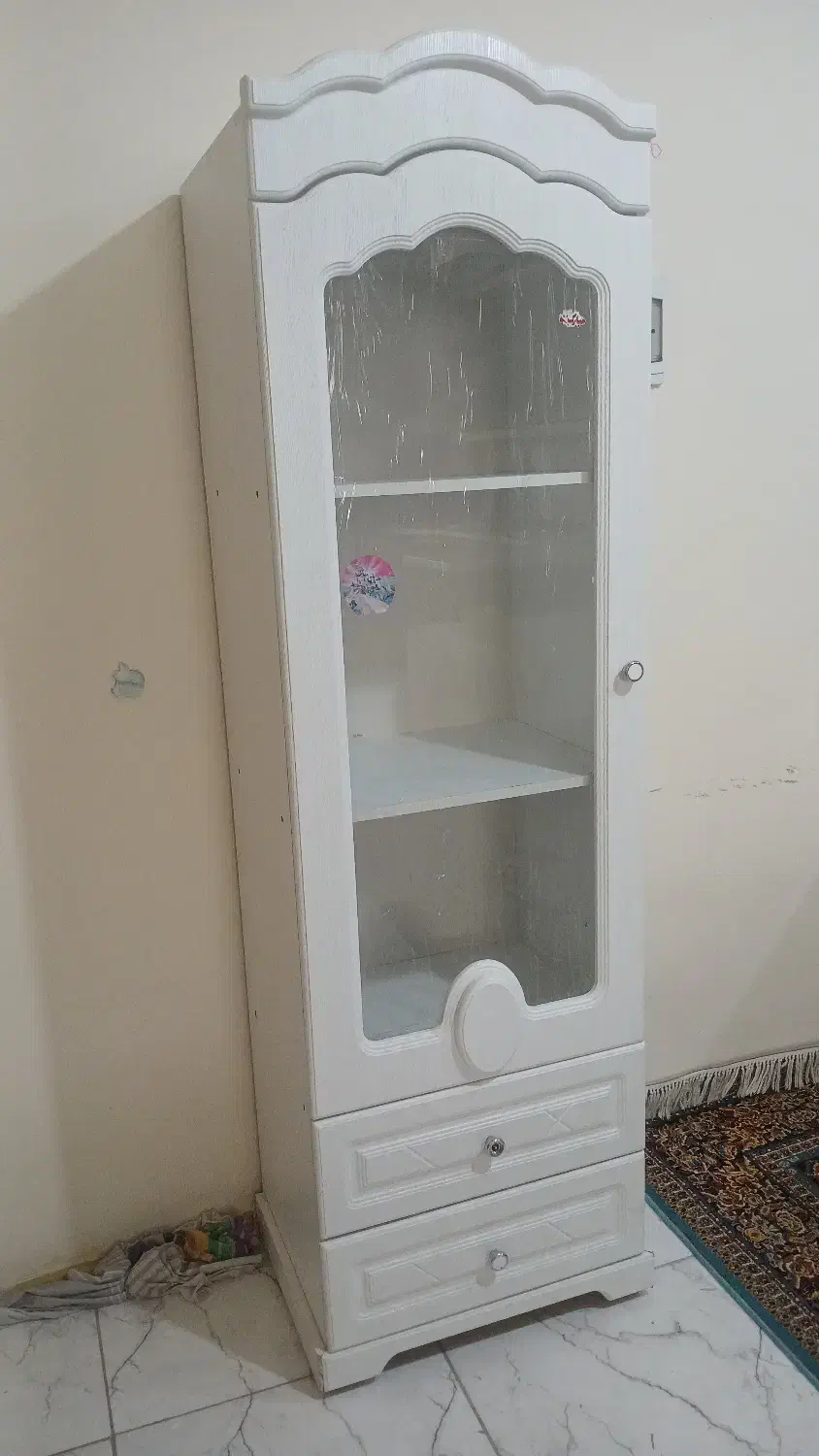 کمد ویترینی|کتابخانه، شلف، قفسه‌های دیواری|نجف‌آباد, ویلاشهر|دیوار