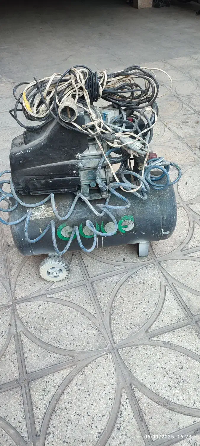 پمپ باد|ابزارآلات|قرچک, میرزائی جنوبی|دیوار