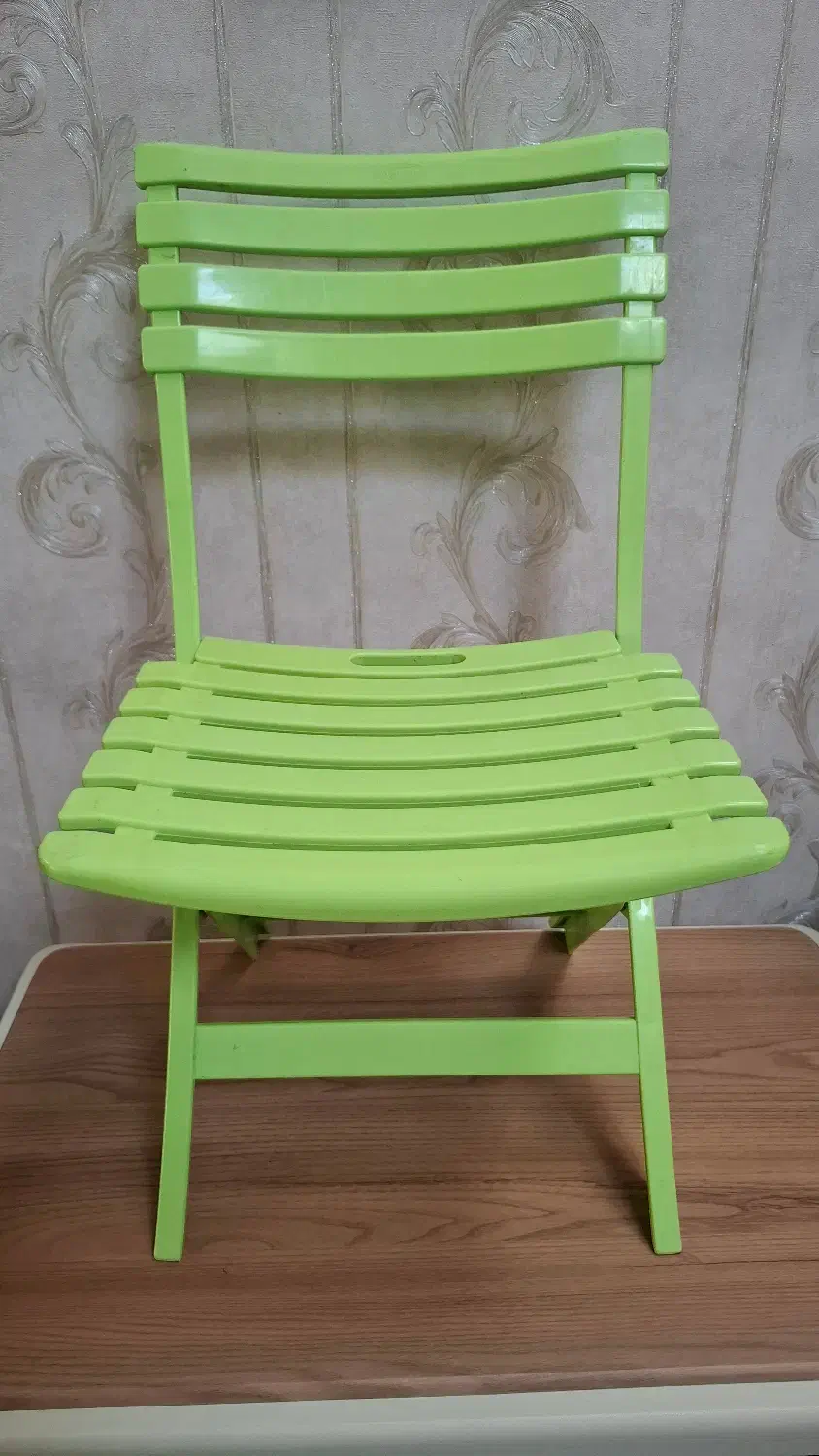 صندلی کودک|تخت و صندلی بچه|کاشمر, |دیوار