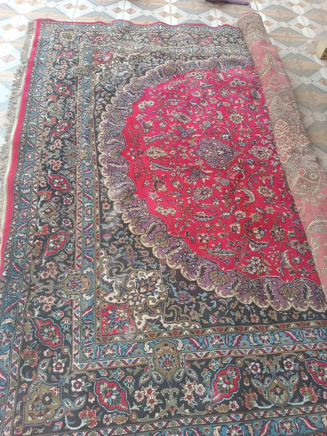 تعدادی فرش دست دوم|فرش|باوی, |دیوار