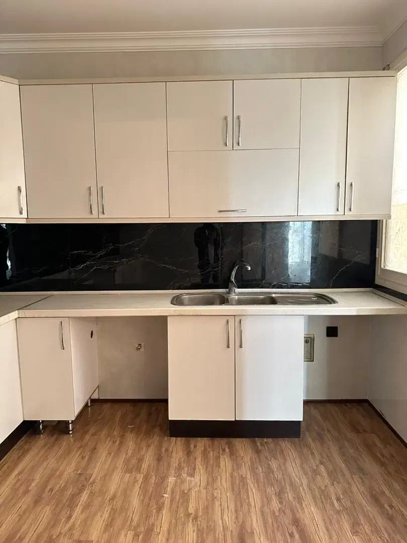 اجاره ۱۰۵ متر ۲ خواب بازسازی شده رو به جنگل