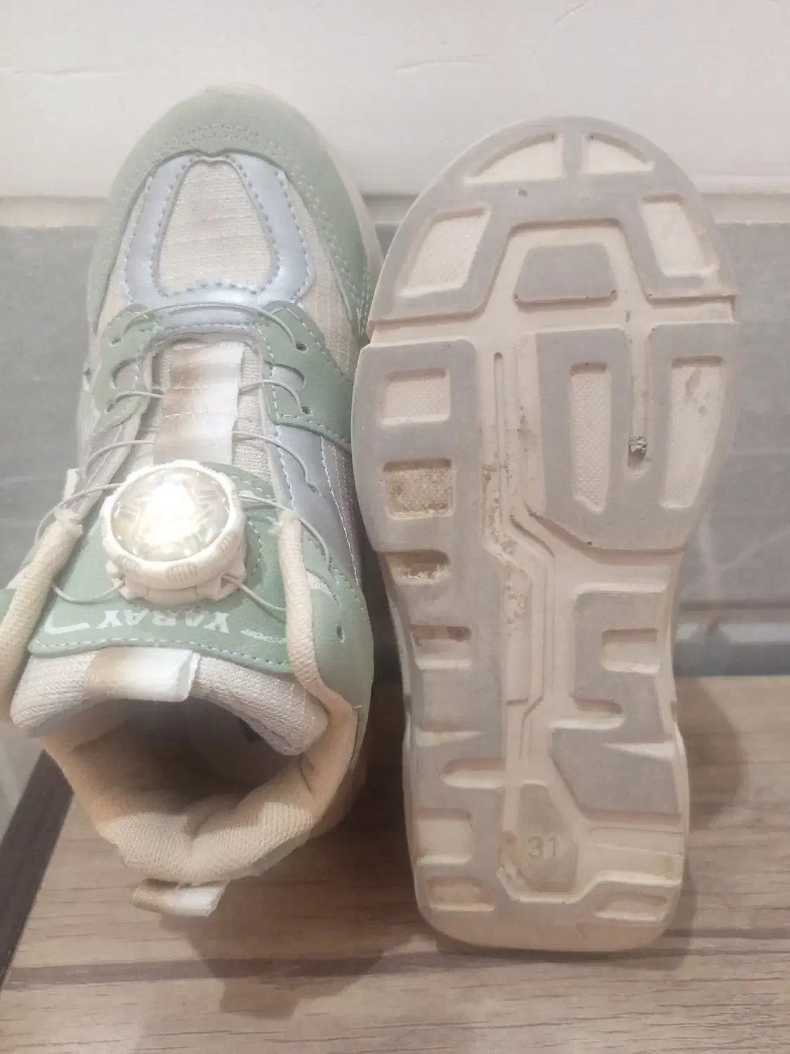 کفش اسپرت پسرانه|کیف، کفش، کمربند|اردکان, |دیوار