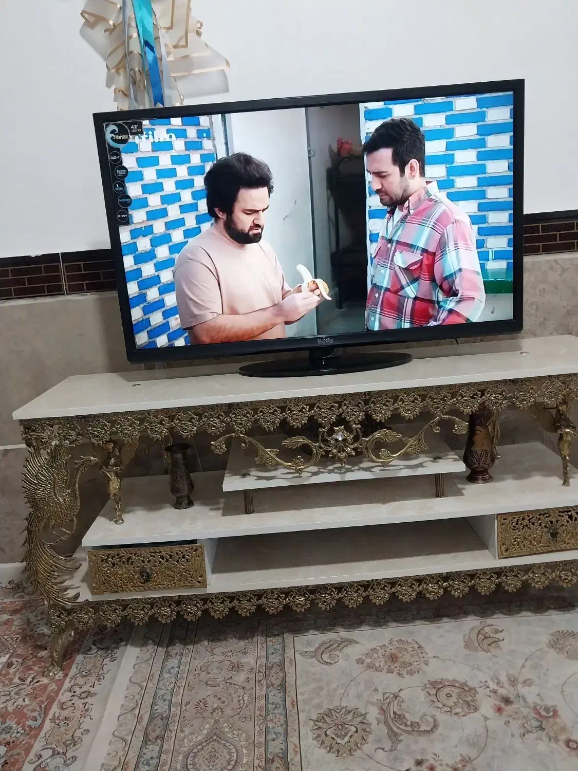 تلوزیون ۴۲ اینچ ال ای دی مارشال|تلویزیون و پروژکتور|رباطکریم, الارد|دیوار