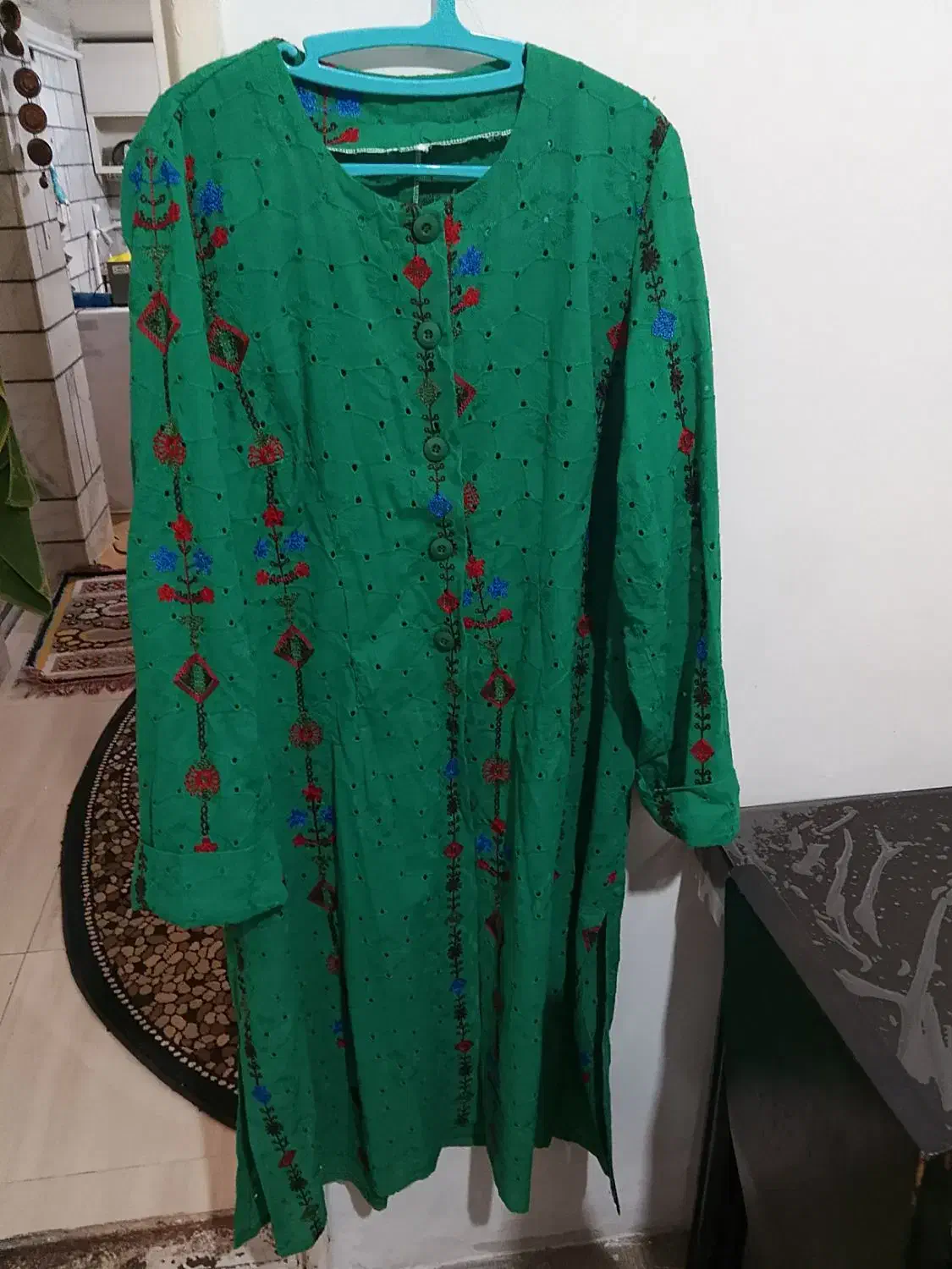 سلام بلوز گرم نو ۲۵۰|لباس|کاشان, دشت چال|دیوار