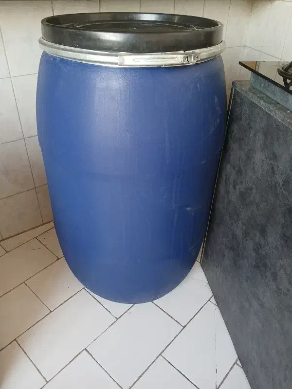 بشکه۲۲۰لیتری|ظروف نگهدارنده، پلاستیکی، یکبارمصرف|تهران, خانی آباد نو شمالی|دیوار