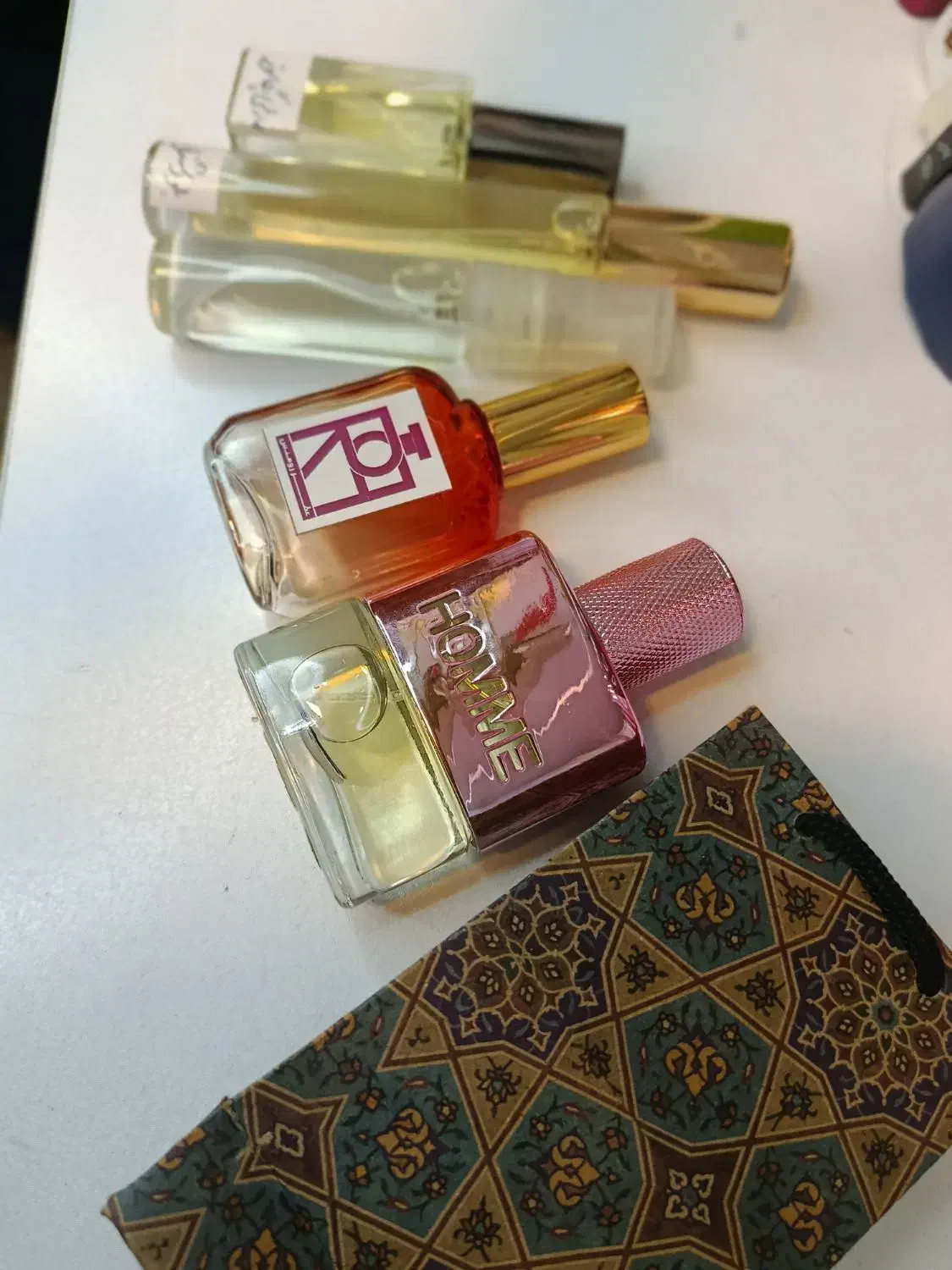 عطر تخفیفی به مناسبت روز مادر|آرایشی، بهداشتی، درمانی|قم, شاه احمد قاسم|دیوار