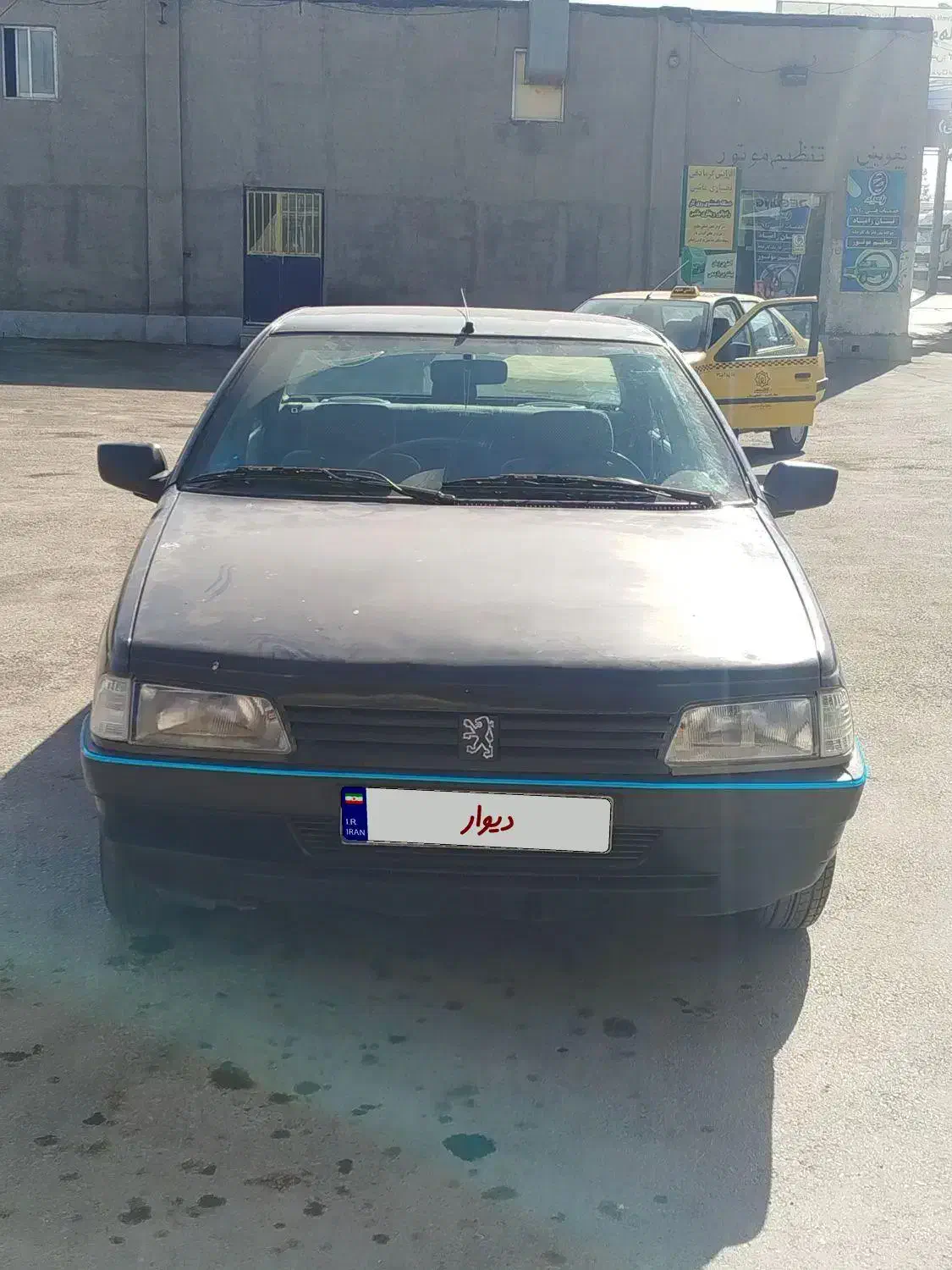 ۴۰۵ دوگانه یک گلگیر رنگ مدل ۸۴|خودرو سواری و وانت|مشهد, کوی ولیعصر|دیوار