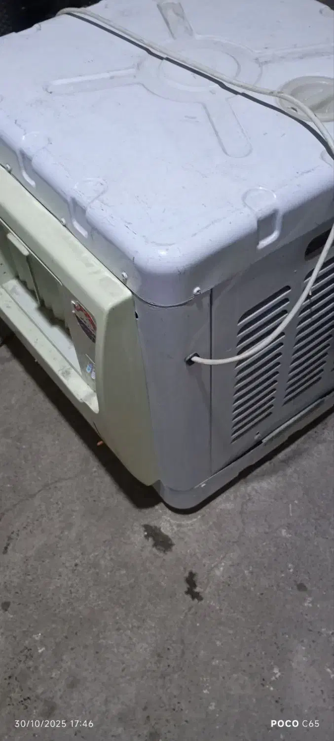 کولر آبی|کولر آبی|مرند, |دیوار