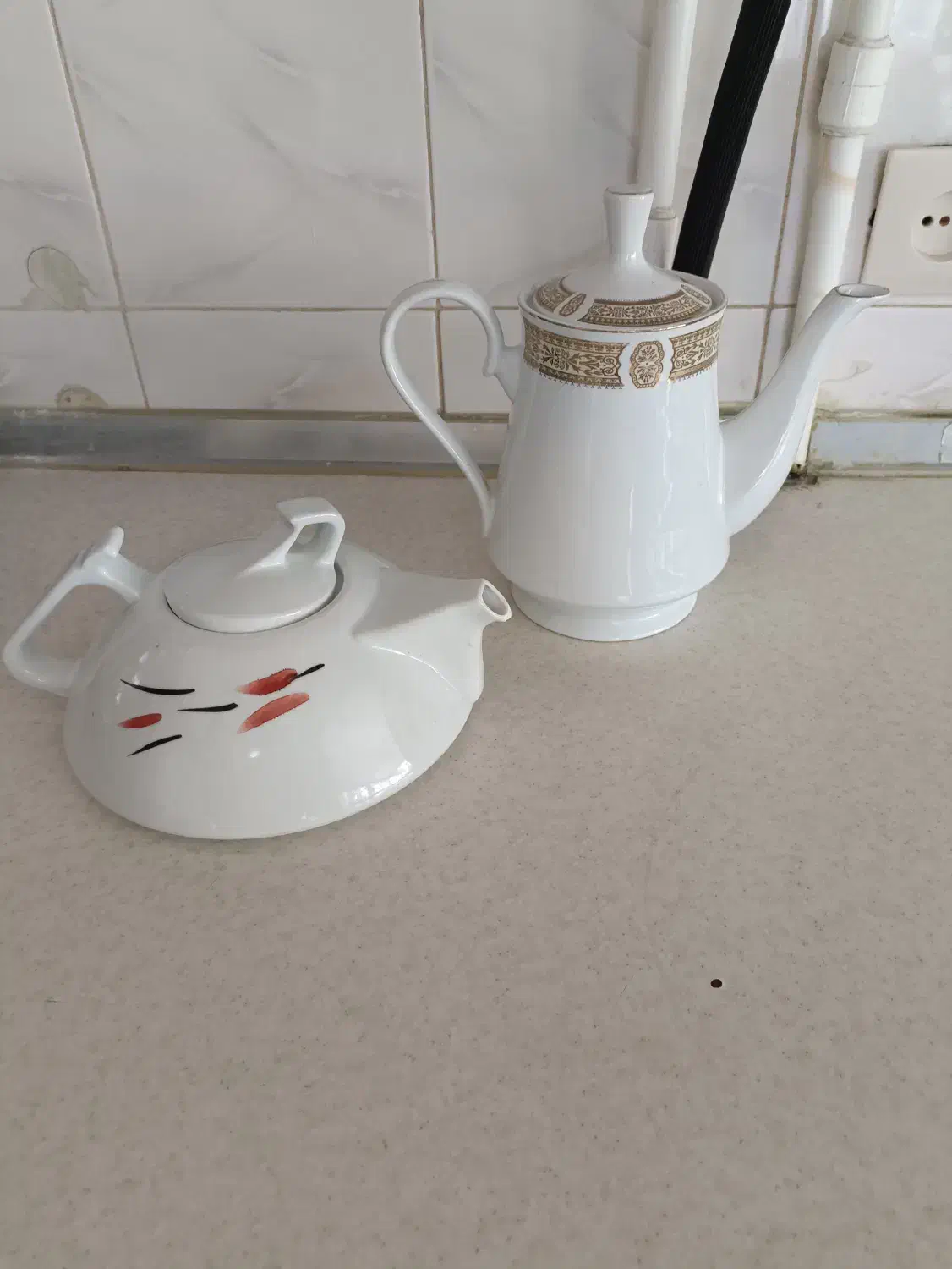 دوعدد قوری چینی|قوری، کتری، قهوه‌ساز دستی|اردبیل, |دیوار