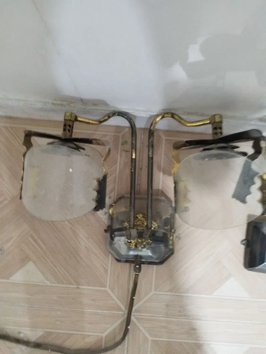 دو عدد روشنایی گازی دو قلو|لوستر و چراغ آویز|شیراز, پودنک|دیوار