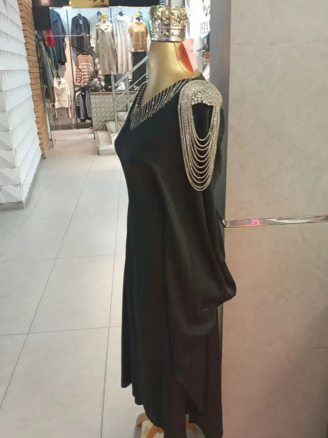 مانتومجلسی|لباس|نهاوند, |دیوار