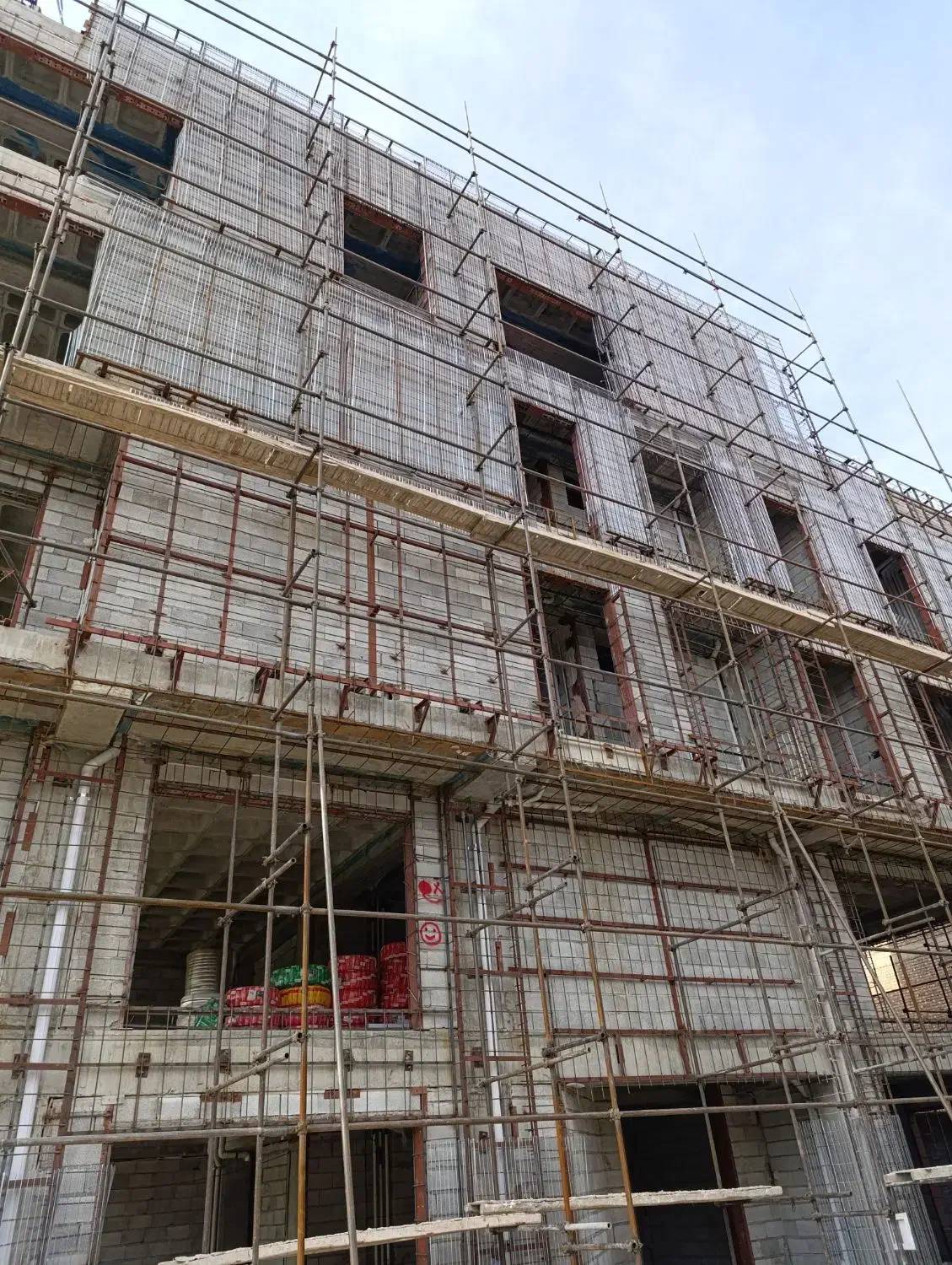 جوشکاری دکوراسیون داخلی رابیس|خدمات پیشه و مهارت|تالش, هشتپر|دیوار