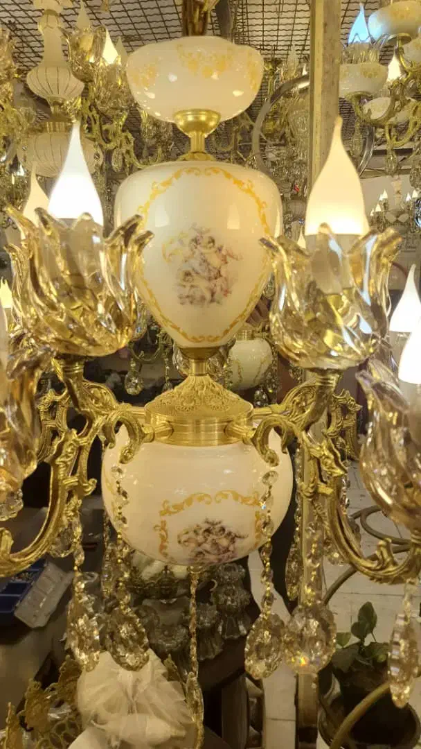 لوستر چینی و برنز شاخه ای 700تومان ۴شاخه ۸شعله|لوستر و چراغ آویز|تبریز, |دیوار