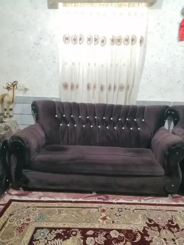 فروش دو دست مبل دست دوم|مبلمان خانگی و میز عسلی|خان ببین, |دیوار
