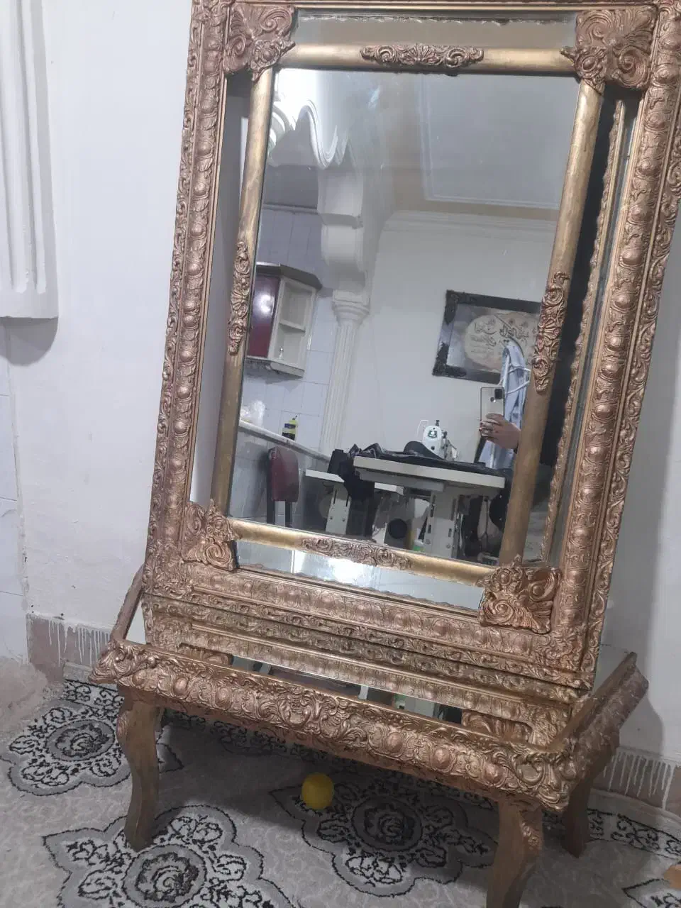 اینه|آینه|مشهد, کوی سیدی|دیوار