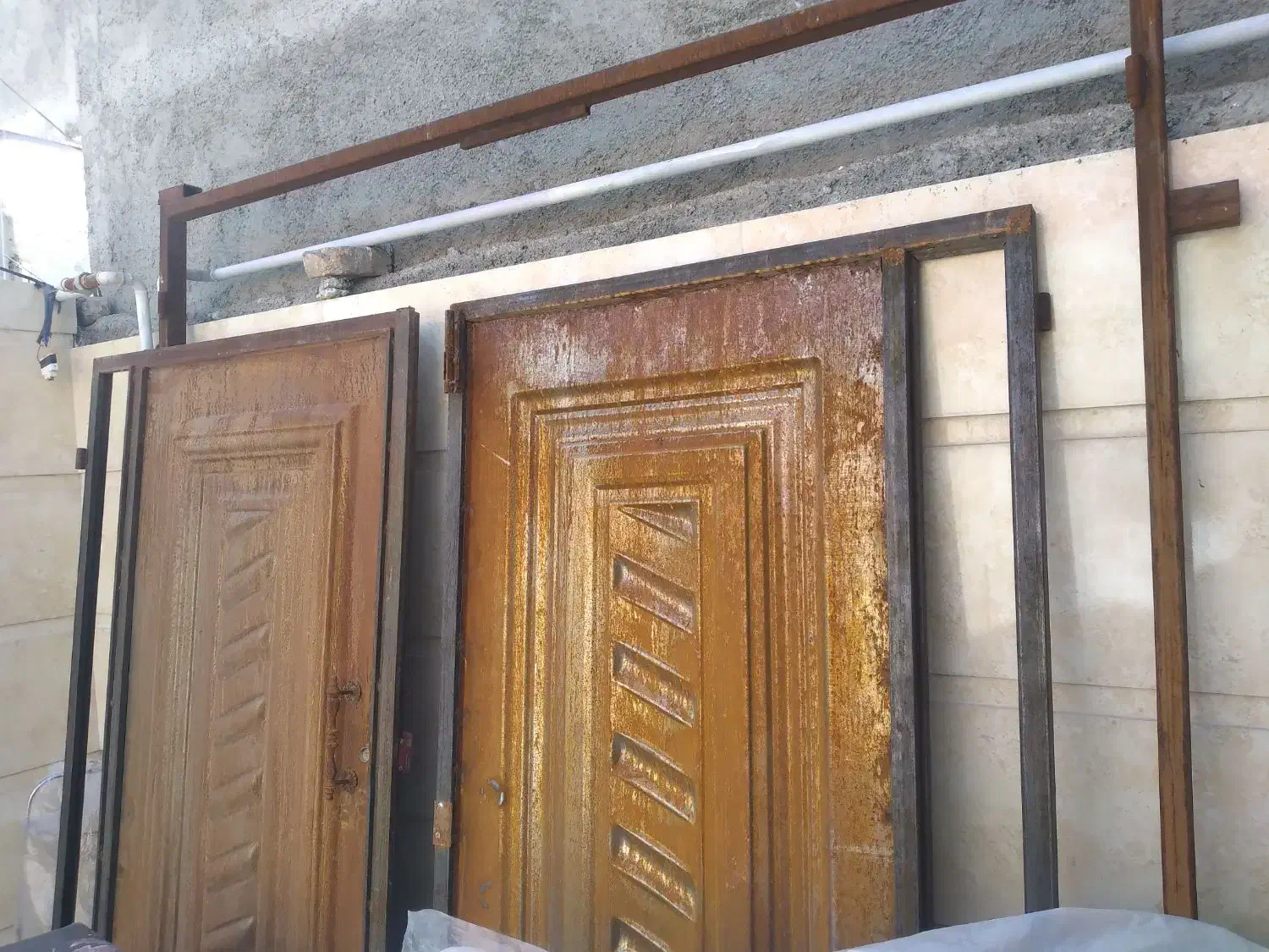 درب حیاط ماشین رو|مصالح و تجهیزات ساختمان|خرم‌آباد, |دیوار