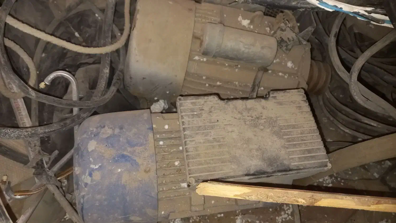 بلوک زنی تک فاز چهار بلوک|ماشینآلات صنعتی|امیدیه, |دیوار