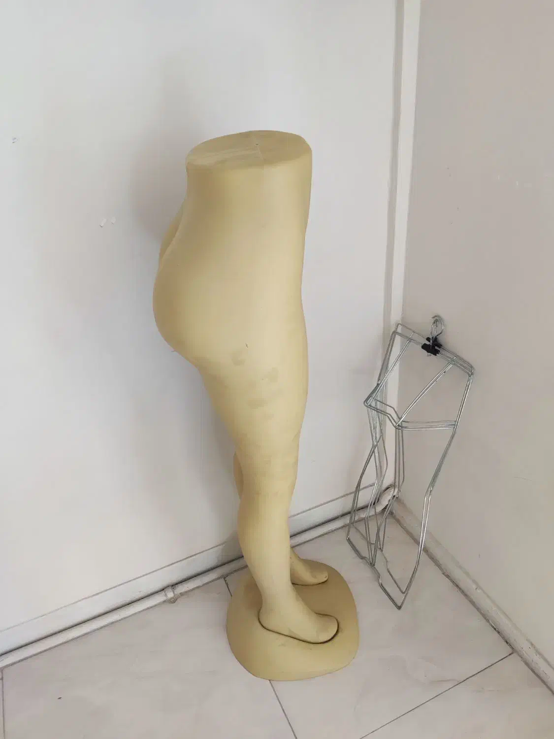 مانکن پایین تنه|فروشگاه و مغازه|تهران, مشیریه|دیوار