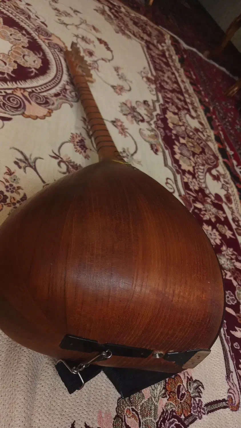 ساز قوپوز|سازهای سنتی|سهند, |دیوار