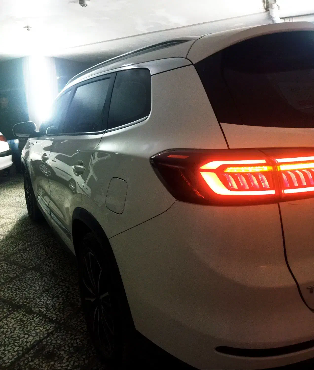 فونیکس تیگو8 پرو موتور 2000|خودرو سواری و وانت|اصفهان, آفاران|دیوار