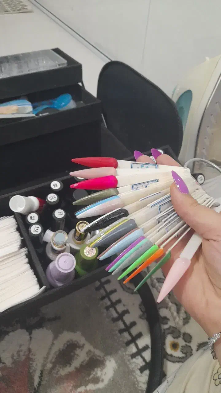 وسایل کاشت ناخن کامل|آرایشی، بهداشتی، درمانی|ملایر, |دیوار