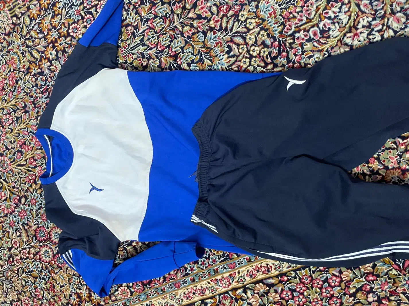 فروش دو ست لباس ورزشی مردانه|لباس|کرمان, |دیوار