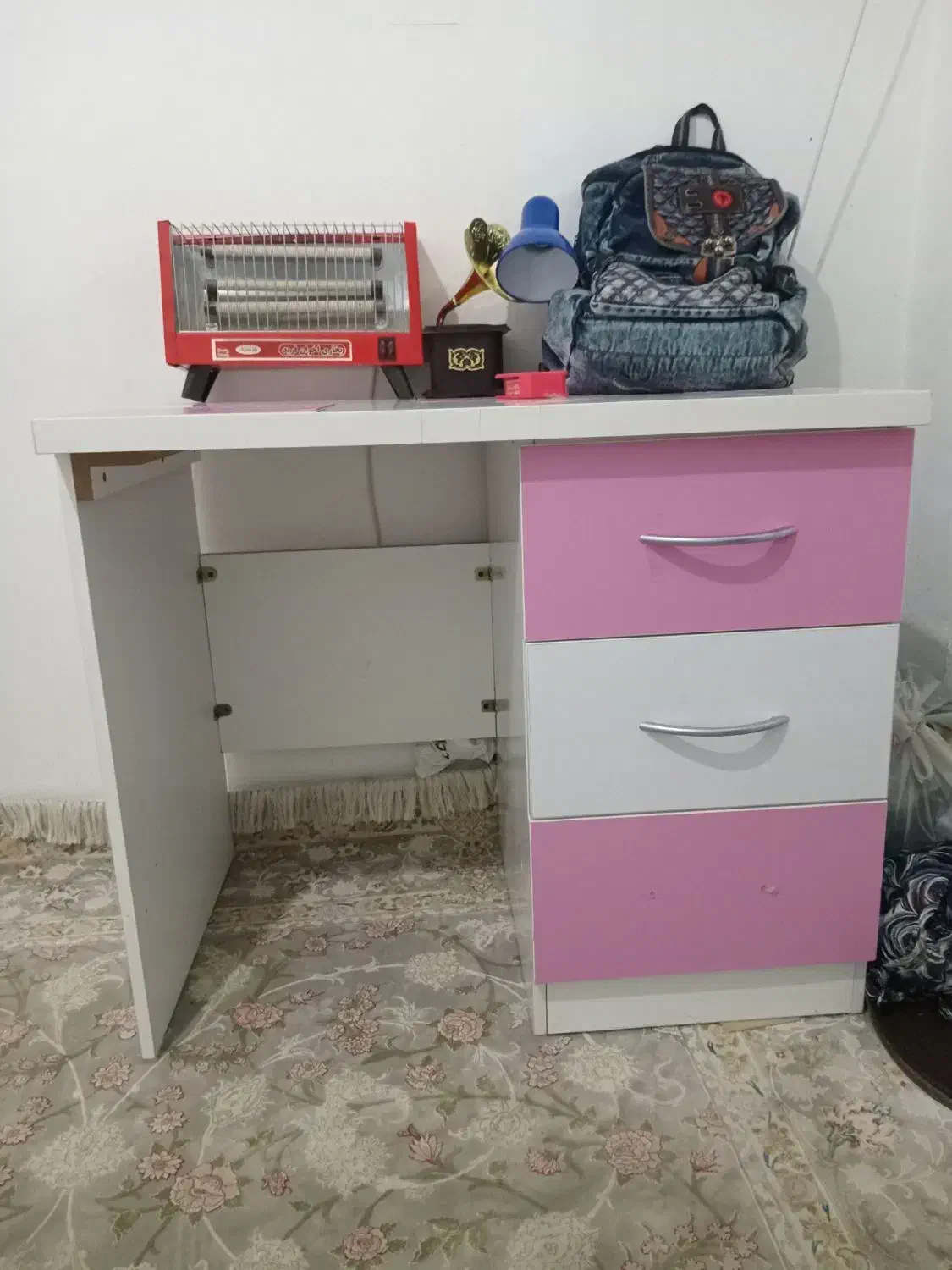 میز تحریر|میز تحریر و کامپیوتر|مشکین‌دشت, |دیوار