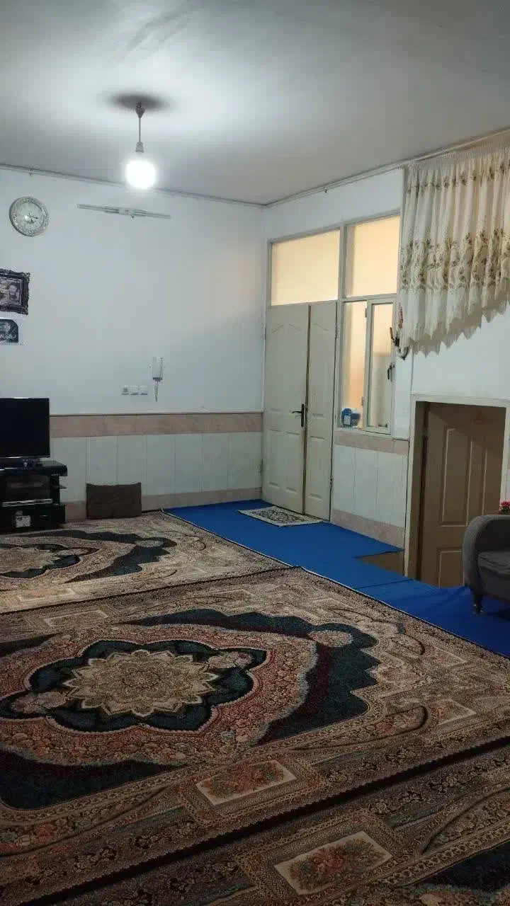 اجاره خانه ویلایی۱۱۵ متری تمیز نوساز|اجارهٔ خانه و ویلا|قم, زند آباد|دیوار