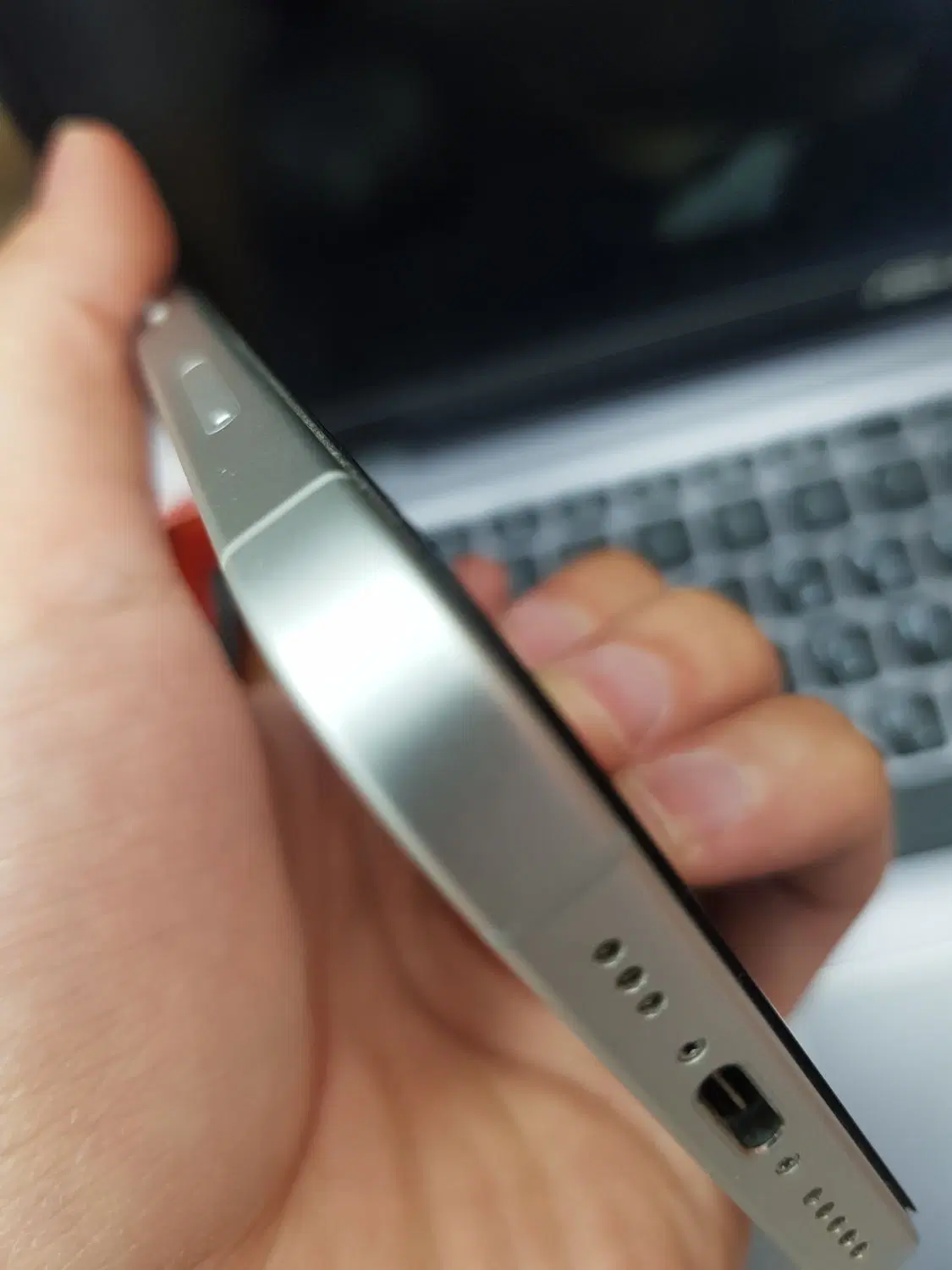 iphone 16 normal|موبایل|قم, نیروگاه|دیوار