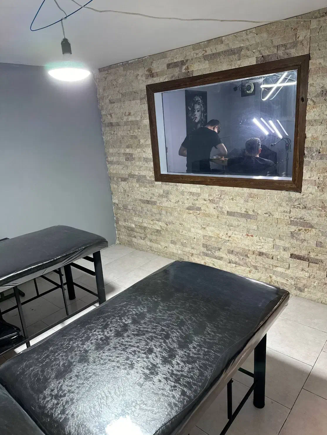 اتاق سعادت آباد تتو مزون سولار پروتز مو ارایشگر|اجارهٔ دفتر کار، اتاق اداری، مطب|تهران, درختی|دیوار