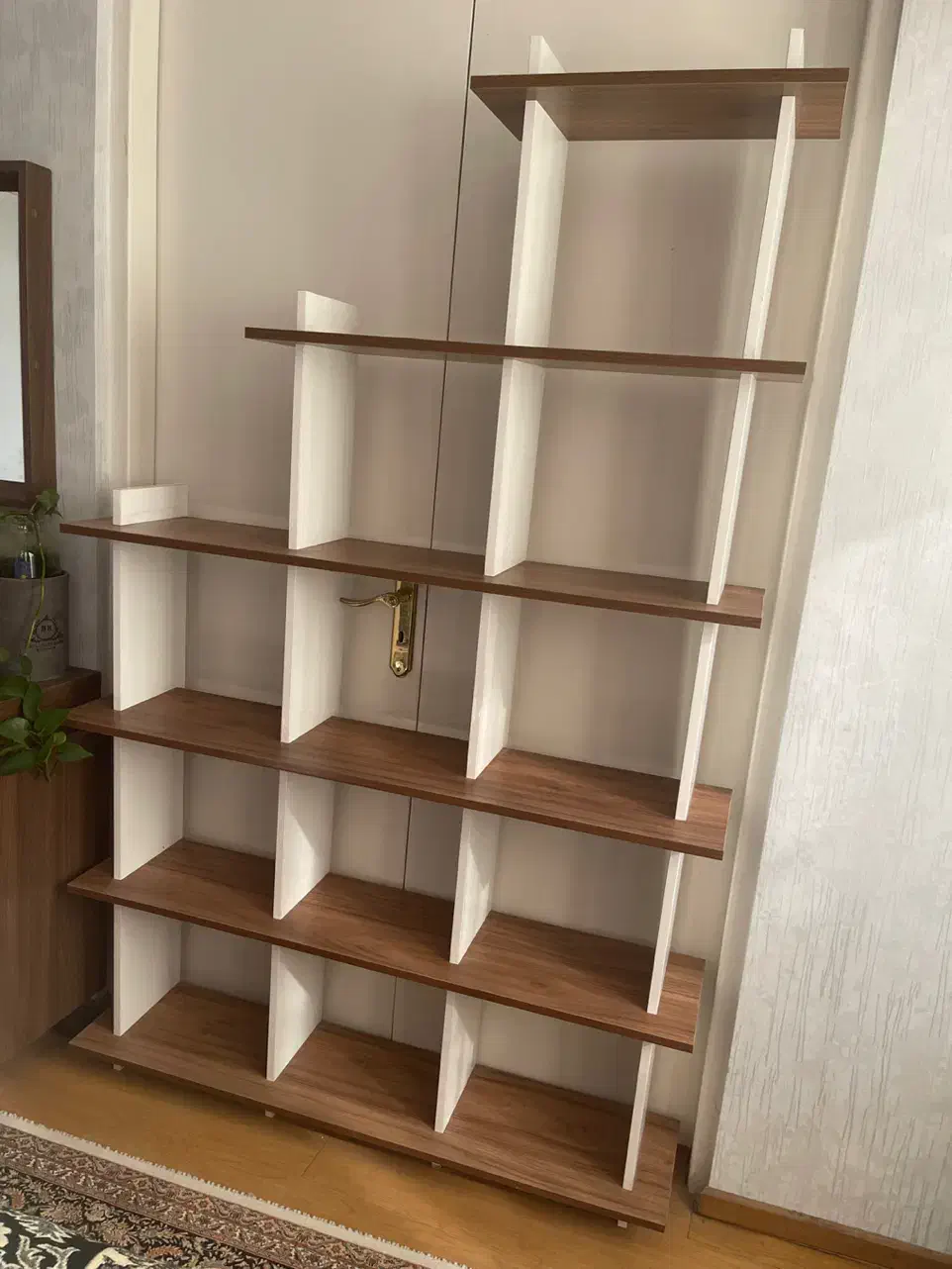 شلف ام دی اف کاملا تمیز وسالم|کتابخانه، شلف، قفسههای دیواری|تهران, جردن|دیوار